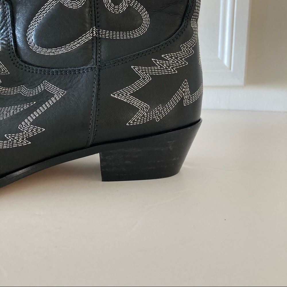 New Free People Toral Black Cross Your Heart Western Boots Sz 38 - Picture 4 of 8